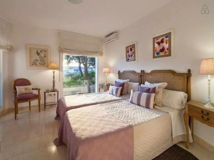 Villa Lantana Lujo Y Estilo Con Vistas Unicas Al Puerto De Mahon Cala Llonga  Spain